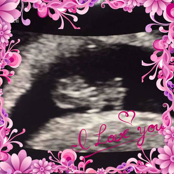 Meet your Posher, Courtney - Picture 1 of 1